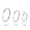 Kółko clicker do piercingu ze stali 0.7 x 1.2 mm Czarny