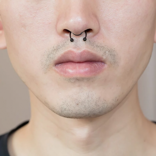 Fake piercing do nosa rozginany z kulkami Czarny