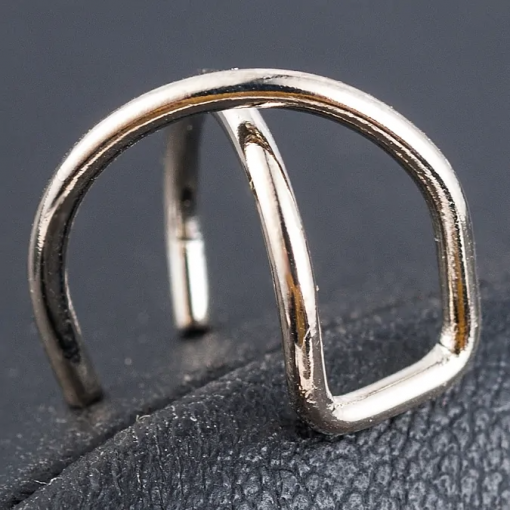 Fake piercing do ucha rozginany Srebrny